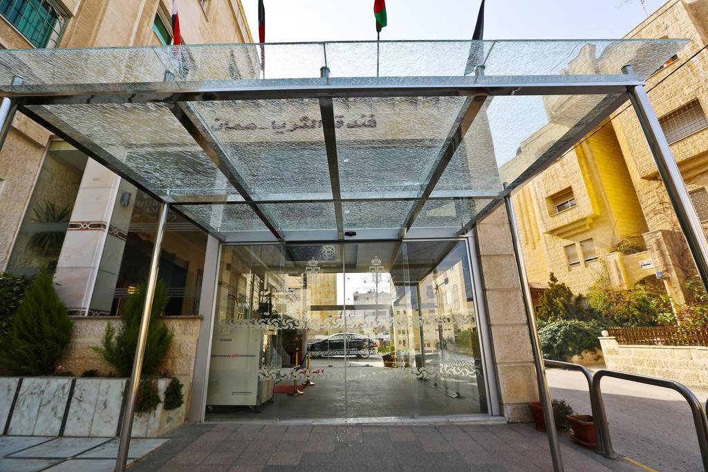 Al Thuraya Hotel Amman Buitenkant foto