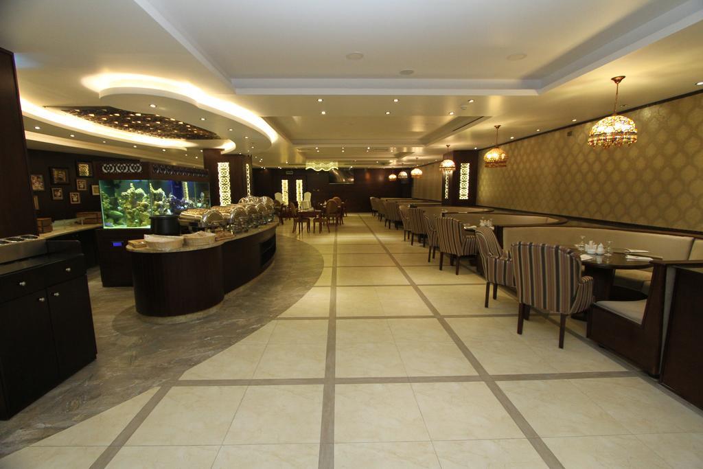 Al Thuraya Hotel Amman Buitenkant foto