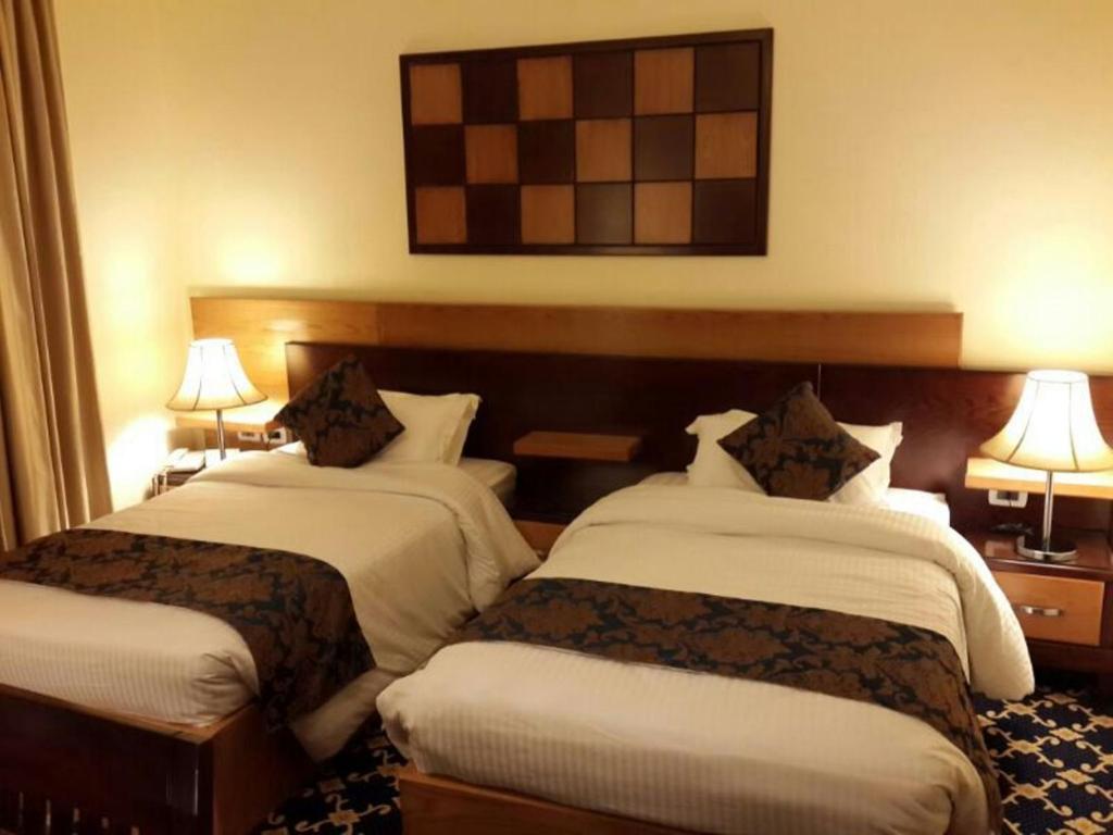 Al Thuraya Hotel Amman Buitenkant foto
